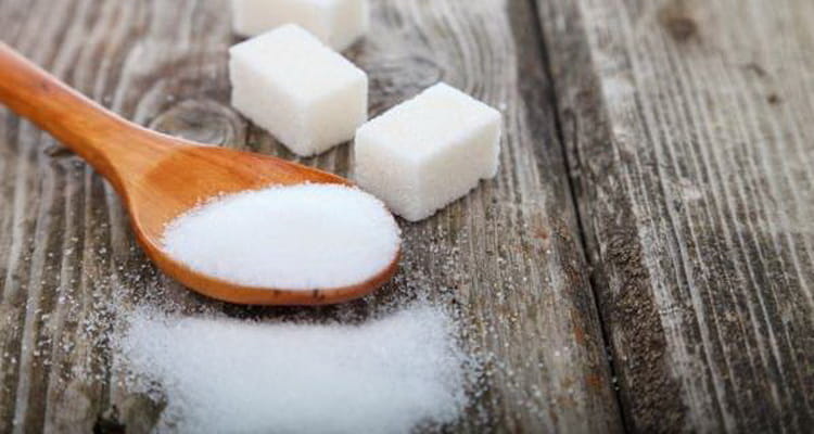 Что произойдет, если рассыпать сахар на стол?