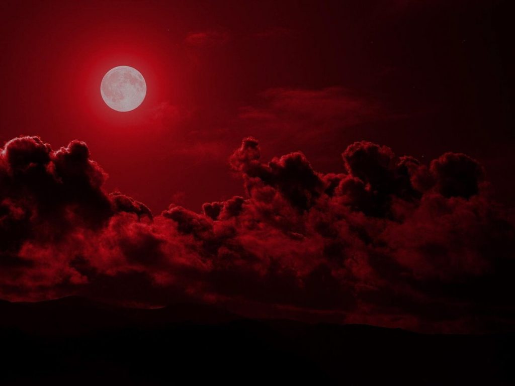к чему появляется красная луна